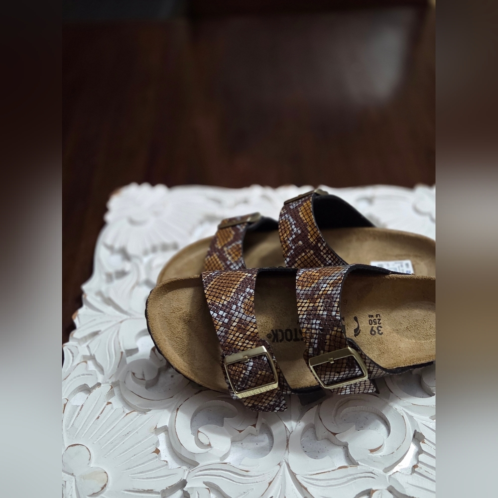 Authentic Birkenstock Womens Slide Size 8 - Picture 4 of 10